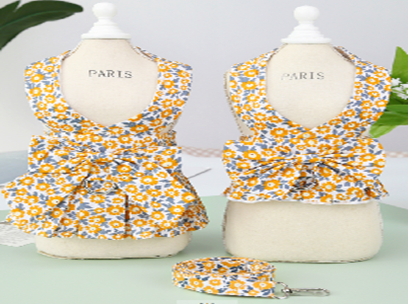 Pet Cloth With Harness &amp; Leash Yellow (S)